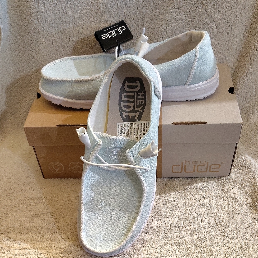 Hey Dude Sky Blue Wendy Boho Stitch Loafers Women Size 8 NWT